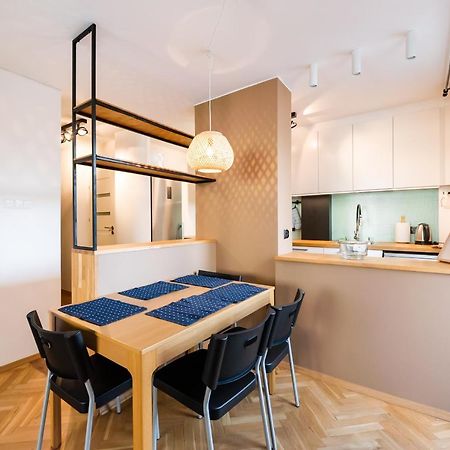 Ochota Artistic Space Apartment Warsaw Ngoại thất bức ảnh