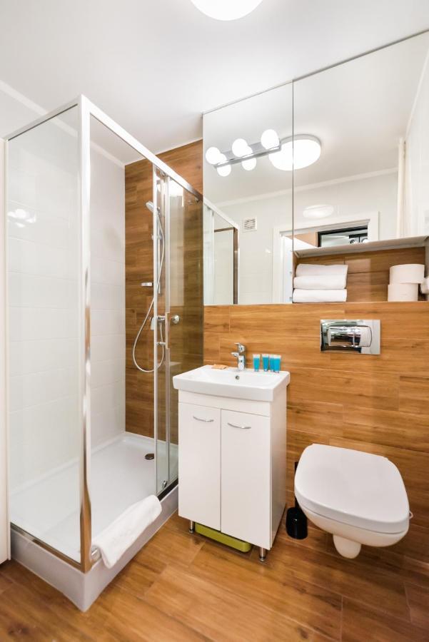 Ochota Artistic Space Apartment Warsaw Ngoại thất bức ảnh