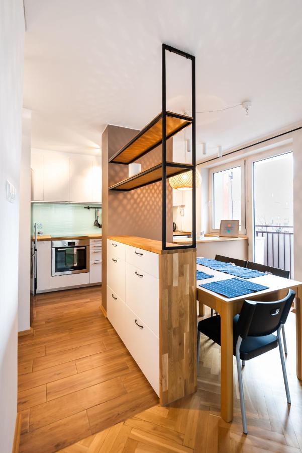 Ochota Artistic Space Apartment Warsaw Ngoại thất bức ảnh